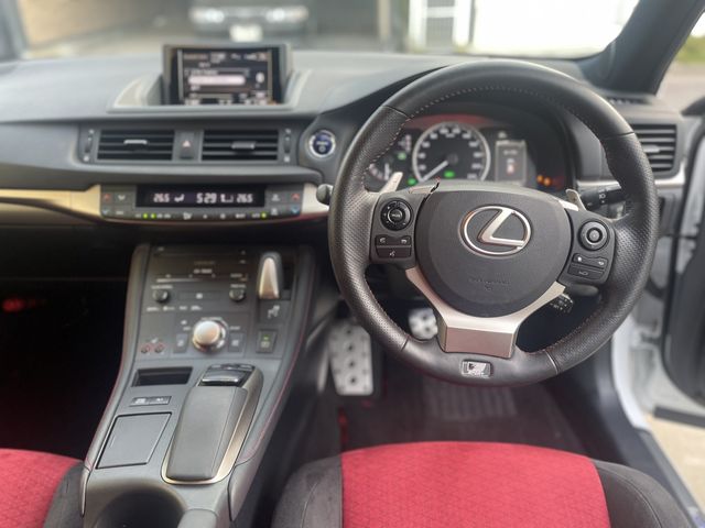 Lexus CT 2015-01 3948-20