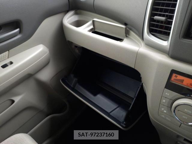 Suzuki SPACIA 2014-03 353077-15
