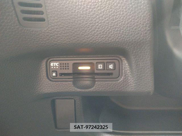 Honda N BOX CUSTOM 2018-03 307171-18