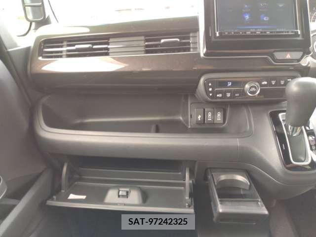 Honda N BOX CUSTOM 2018-03 307171-15