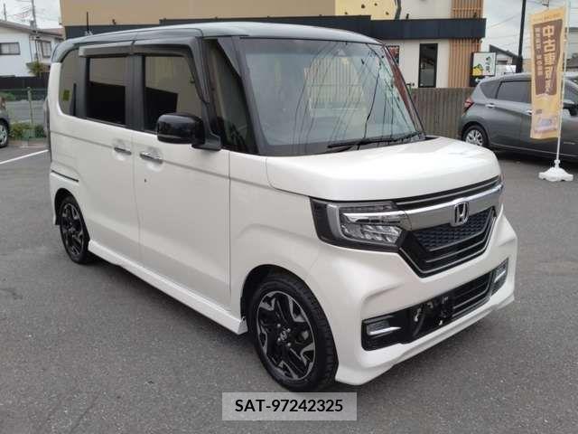 Honda N BOX CUSTOM 2018-03 307171-1