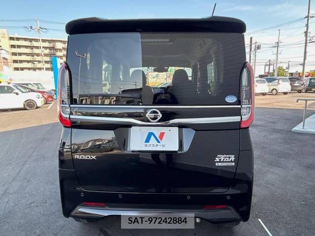 Nissan ROOX 2021-09 324137-15