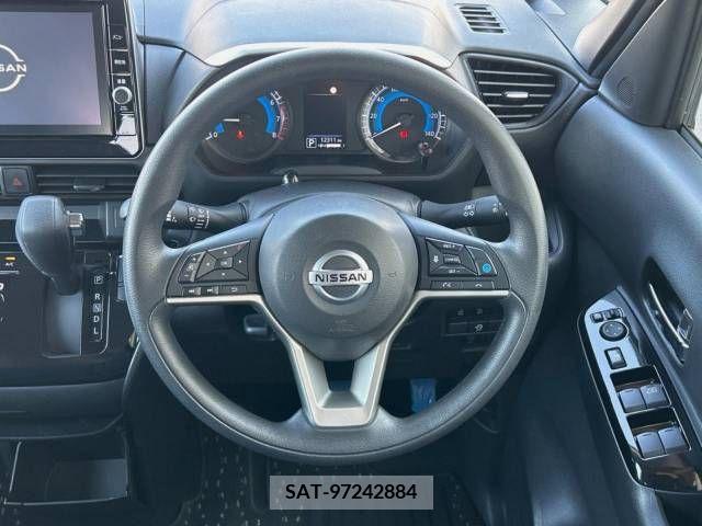 Nissan ROOX 2021-09 324137-2
