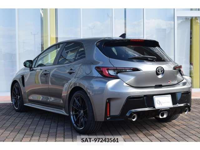 Toyota COROLLA 2023-06 221993-1