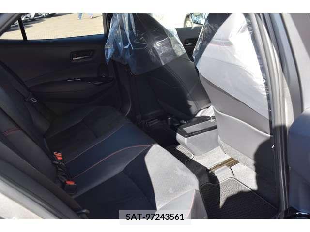 Toyota COROLLA 2023-06 221993-17