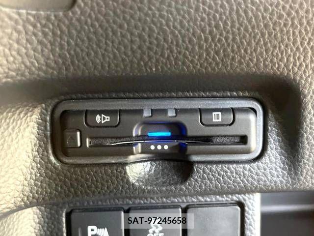 Honda N BOX CUSTOM 2022-04 364828-8