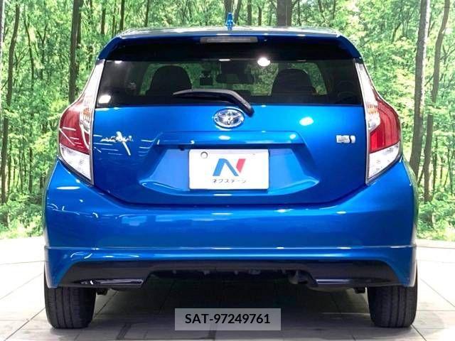 Toyota AQUA 2015-12 291913-15