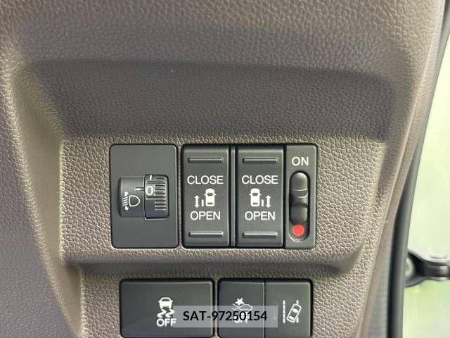 Honda FREED 2018-11 249068-8