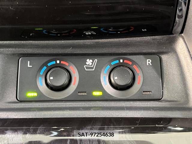 Toyota ALPHARD 2023-05 341946-7