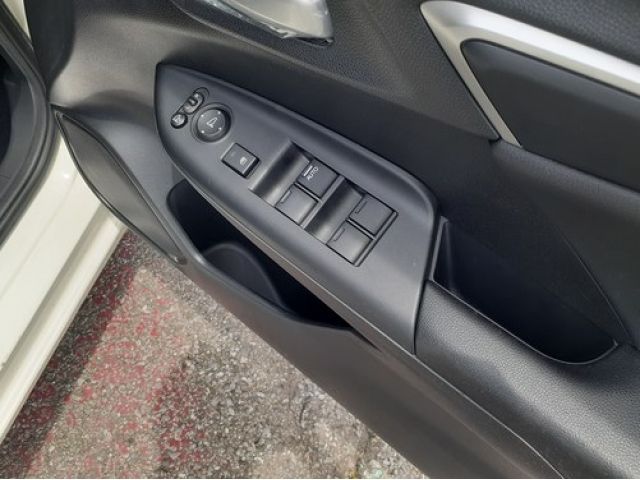 Honda FIT HYBRID 2018-04 13491-28