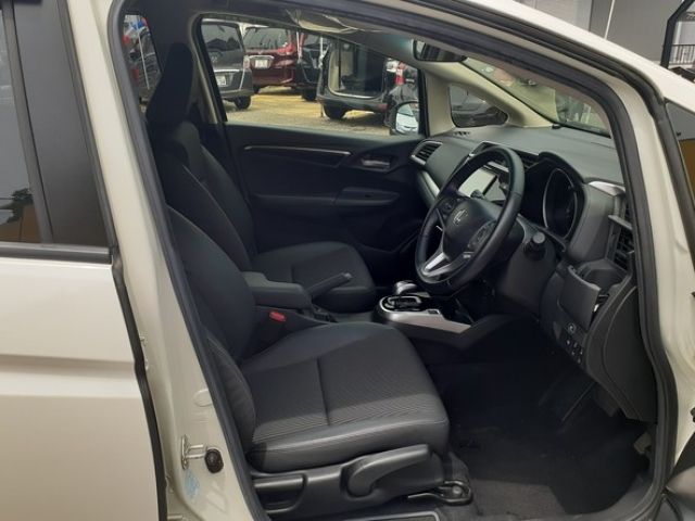 Honda FIT HYBRID 2018-04 13491-14