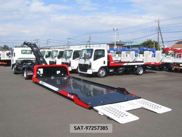 Mazda TITAN 2024-05 310890-9