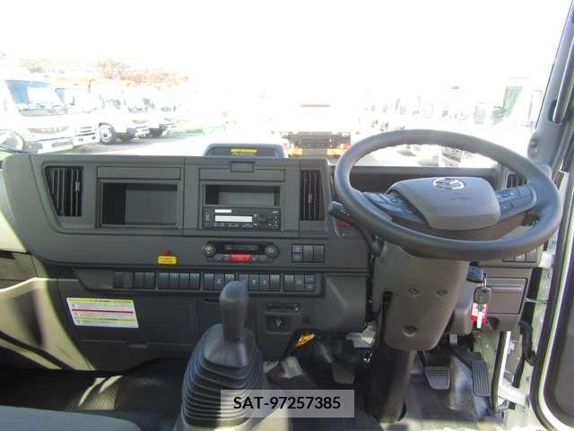 Mazda TITAN 2024-05 310890-14