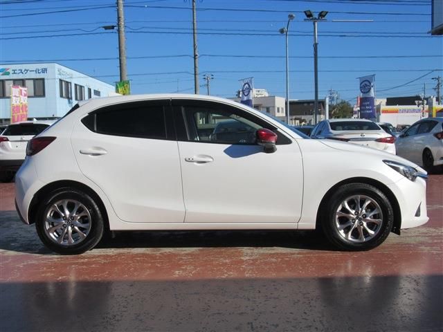 Mazda DEMIO 2018-07 16406-21