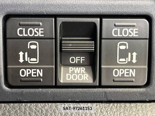 Toyota VOXY 2014-01 289198-2