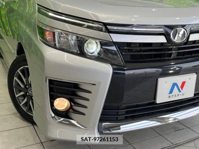 Toyota VOXY 2014-01 289198-12