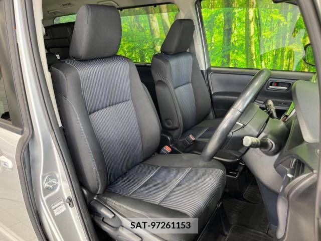 Toyota VOXY 2014-01 289198-8