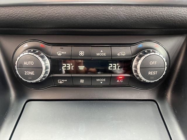 Mercedes Benz GLA-CLASS 2014-12 21141-26