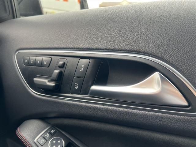 Mercedes Benz GLA-CLASS 2014-12 21141-29