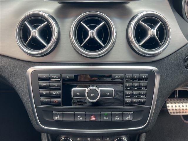 Mercedes Benz GLA-CLASS 2014-12 21141-25