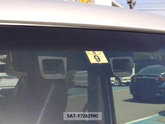 Suzuki SPACIA 2017-09 285665-10