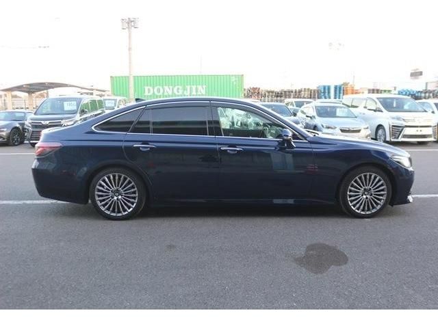 Toyota CROWN SEDAN 2021-02 190308-2