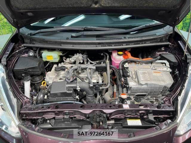 Toyota AQUA 2017-04 346650-18