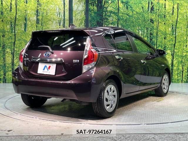 Toyota AQUA 2017-04 346650-17