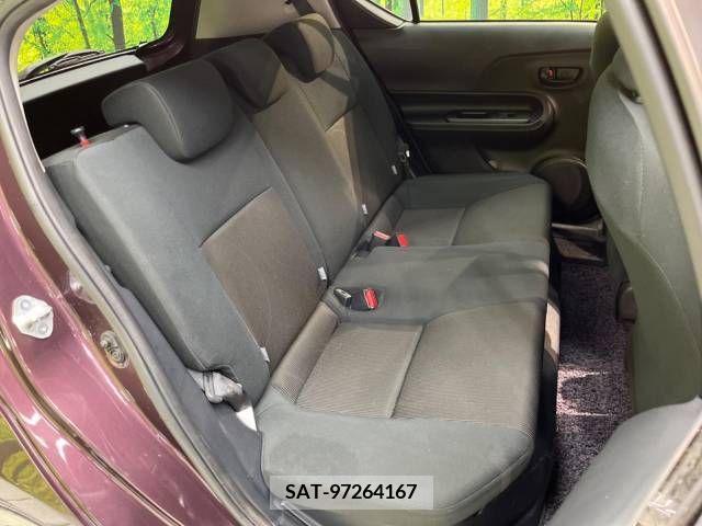 Toyota AQUA 2017-04 346650-9