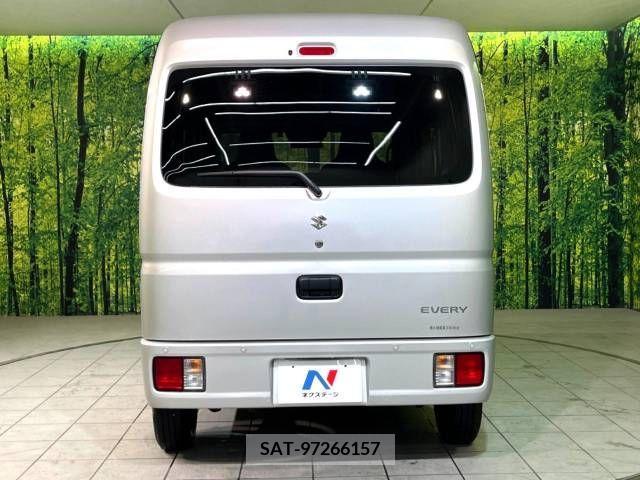 Suzuki EVERY 2022-11 301647-15