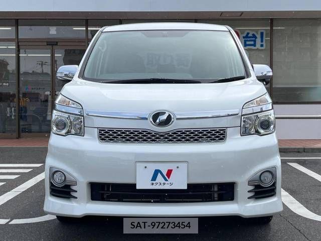 Toyota VOXY 2014-03 289218-14