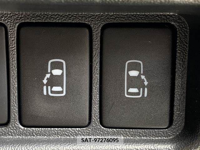 Toyota HIACE VAN 2019-01 303161-3