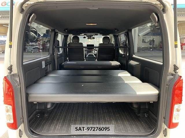 Toyota HIACE VAN 2019-01 303161-12