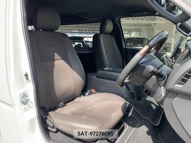 Toyota HIACE VAN 2019-01 303161-10