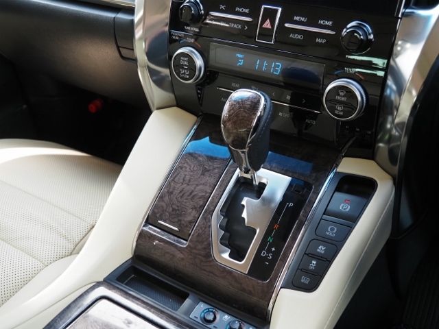 Toyota ALPHARD HYBRID 2021-02 17337-29