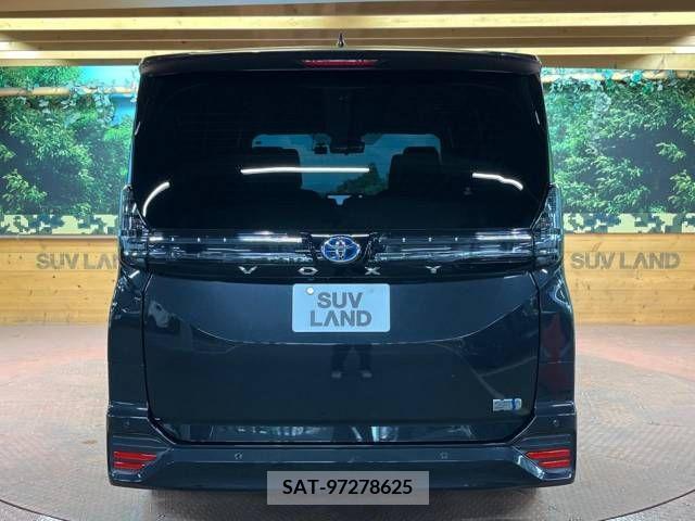 Toyota VOXY HYBRID 2022-10 291239-17