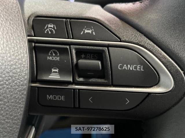 Toyota VOXY HYBRID 2022-10 291239-6