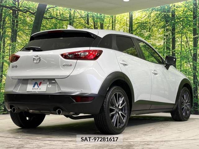 Mazda CX-3 2017-02 210643-17