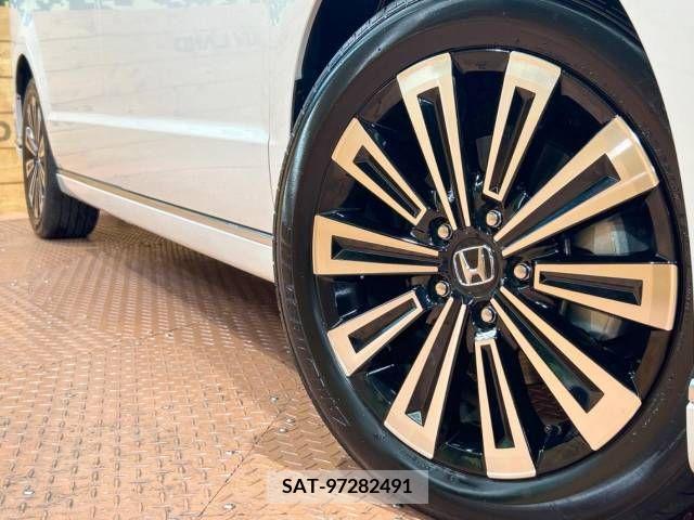 Honda e 2023-11 333092-12