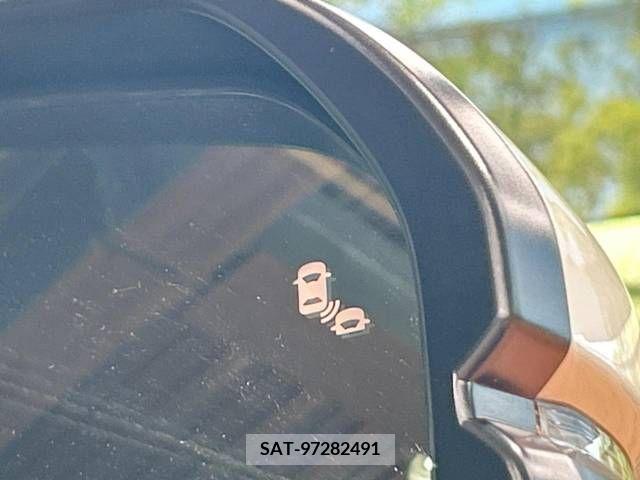 Honda e 2023-11 333092-6