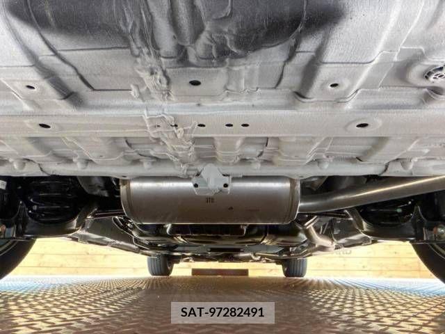 Honda e 2023-11 333092-19