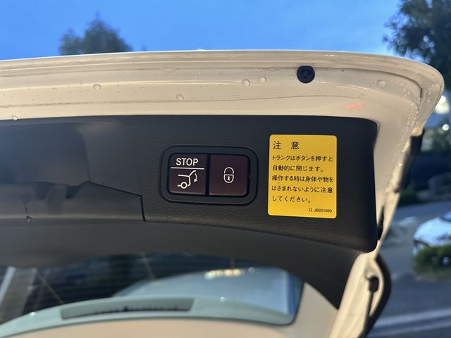 Mercedes Benz C-CLASS 2016-12 180433-12