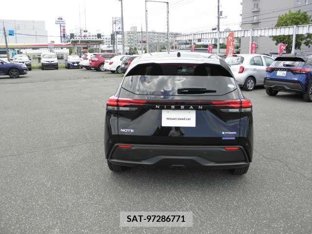 Nissan NOTE 2021-09 392927-5