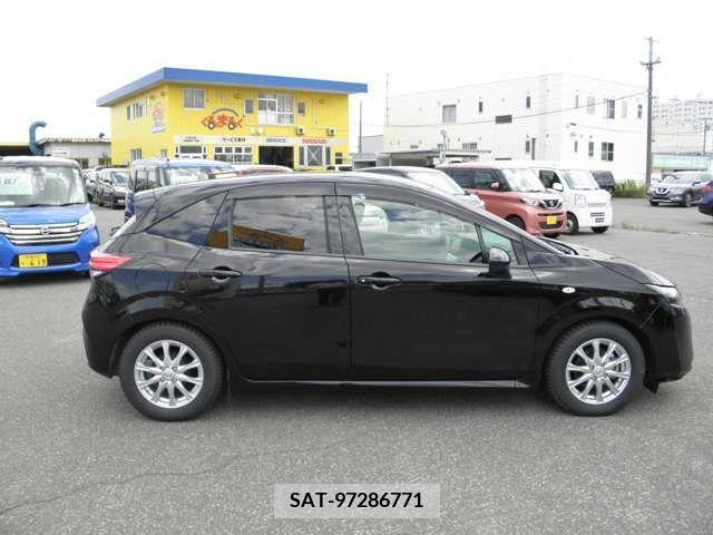 Nissan NOTE 2021-09 392927-4