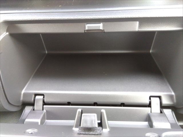 Honda N BOX CUSTOM 2018-01 7857-14