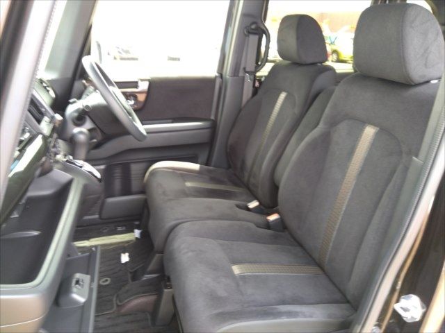 Honda N BOX CUSTOM 2018-01 7857-10