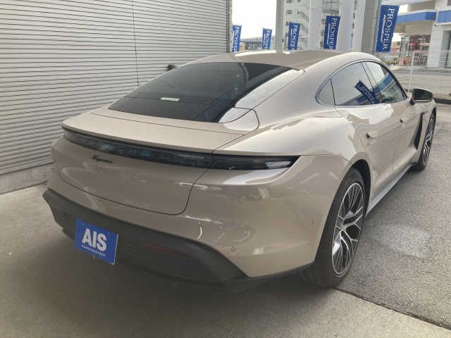 Porsche Taycan 2021-09 23544-2