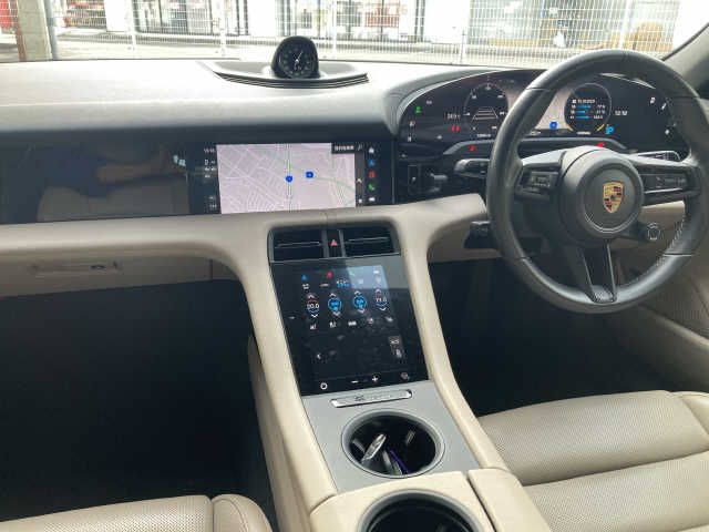 Porsche Taycan 2021-09 23544-1