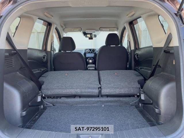 Nissan NOTE 2018-05 365485-9