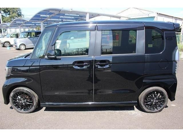 Honda N BOX CUSTOM 2023-02 12012-4
